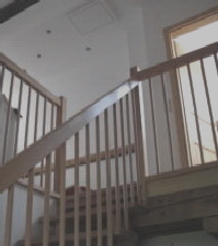 Treppengeländer aus Buche im Dachboden eines umgebauten kleinenBauernhaus Treppengeländer aus Buche im Dachboden eines umgebauten kleinenBauernhaus